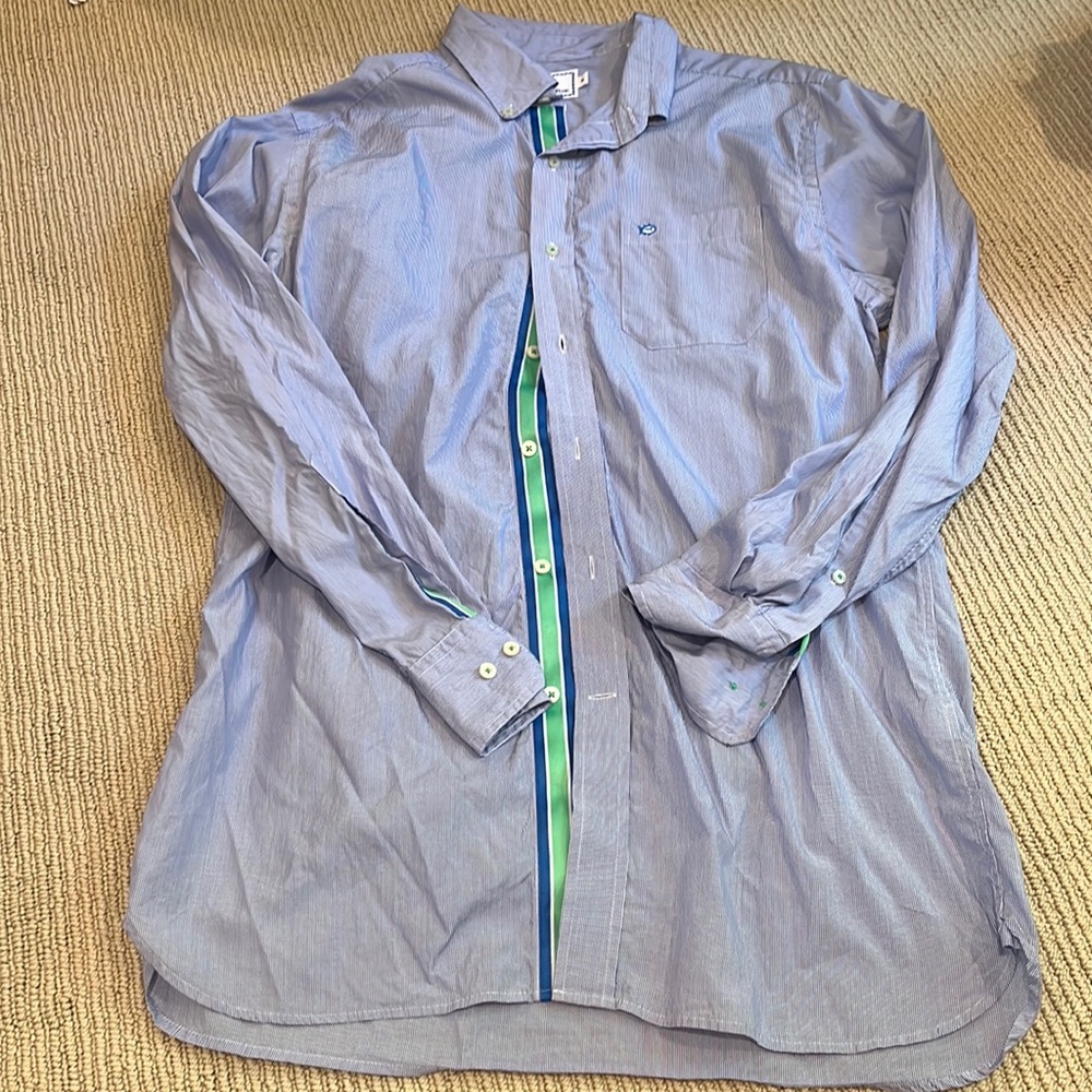 Southern Tide Classic Fit size M EUC